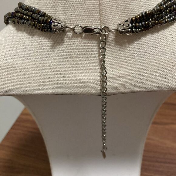 Esmor Vintage Signed Multistrand Necklace with Black Agate and iridescent Beads. - Picture 4 of 7